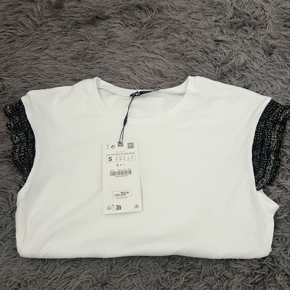 Zara T-shirt! White with black and gold details on sleeve